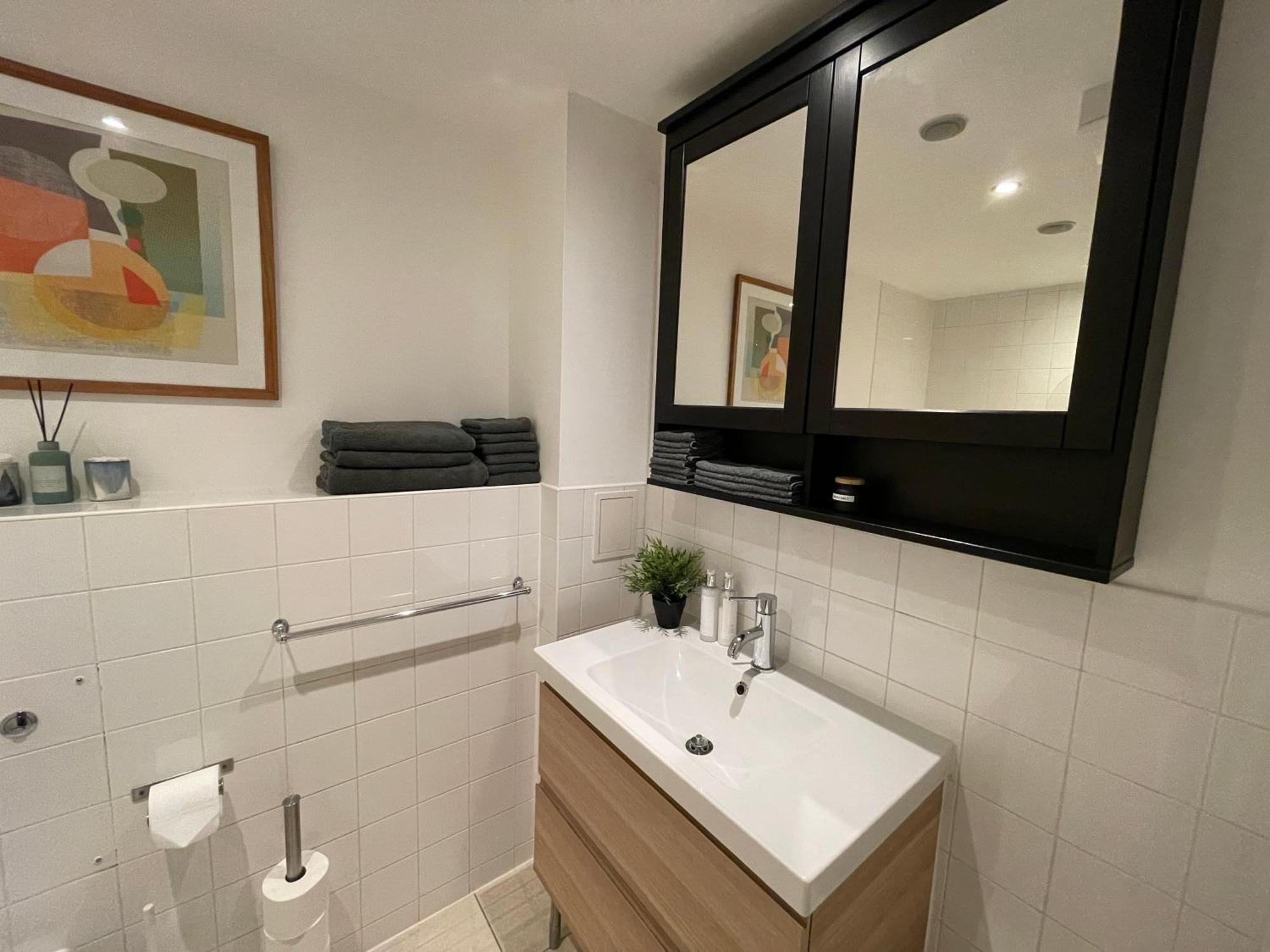 Lombok Apartment Near Old Street,Islington,Angel London Exterior foto